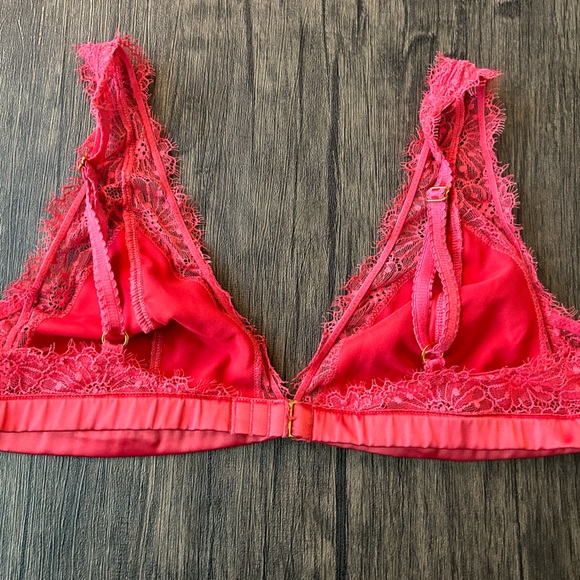 Bralette - Picture 3 of 5